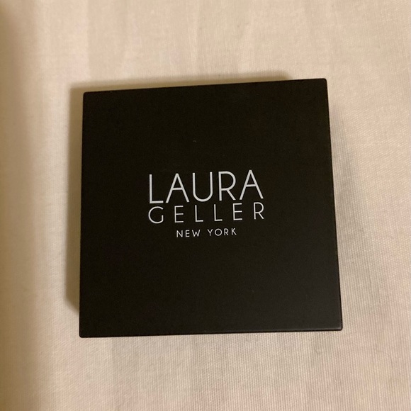 Laura Geller Correct -N-Conceal Palette - Picture 2 of 4